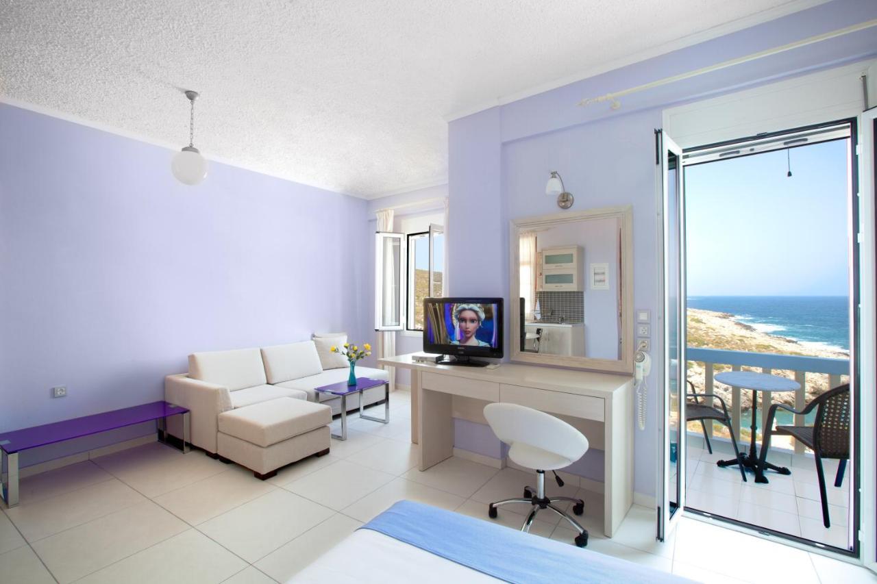 Giorgi'S Blue Apartments Kalathas Room photo